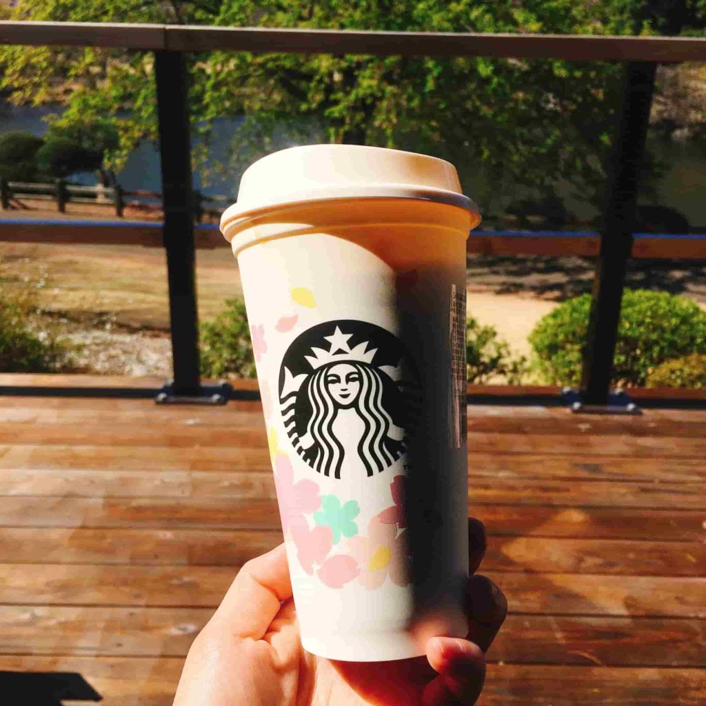 スタバの限定桜カップ